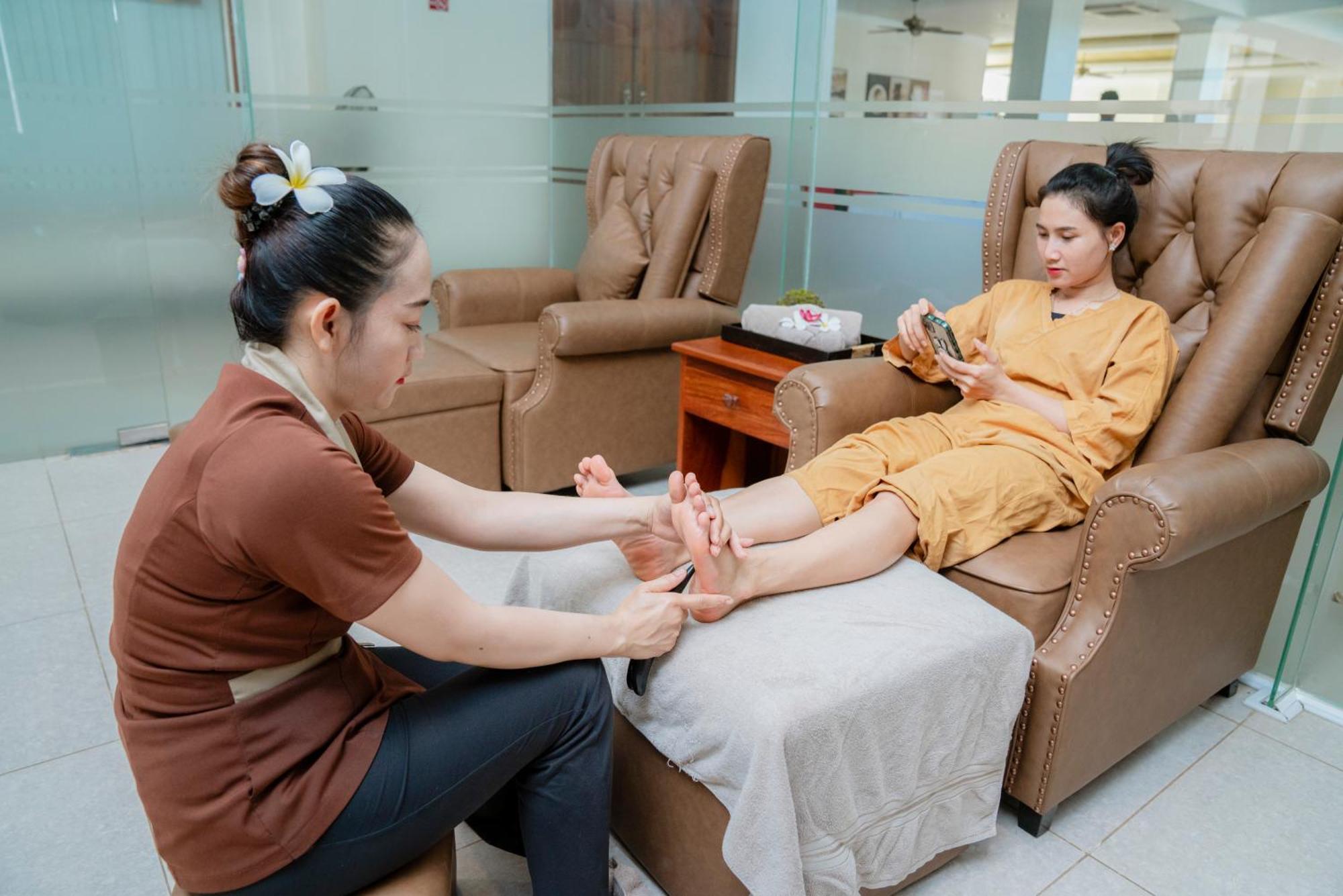 Pursat Riverside Hotel & Spa Dış mekan fotoğraf