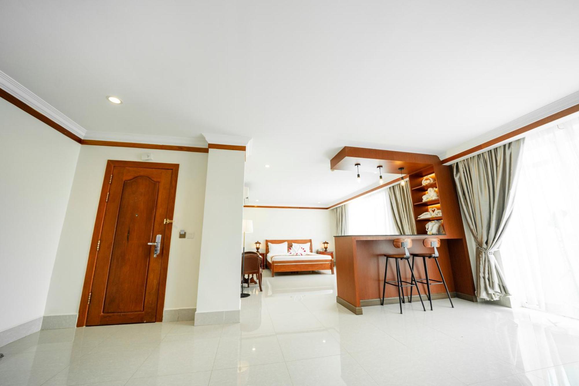 Pursat Riverside Hotel & Spa Dış mekan fotoğraf