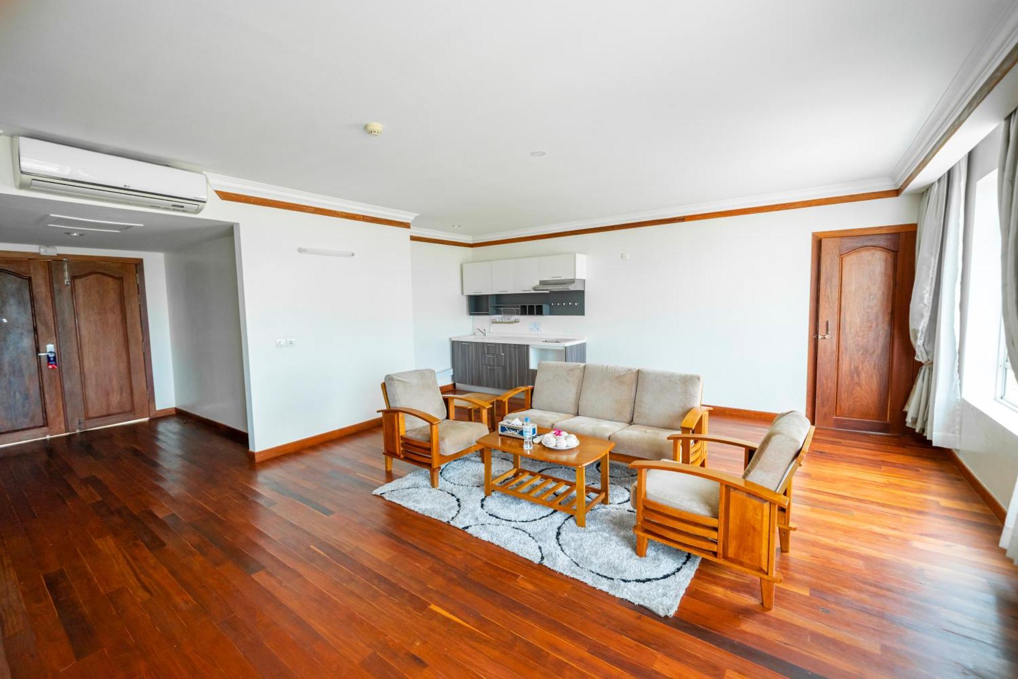 Pursat Riverside Hotel & Spa Dış mekan fotoğraf