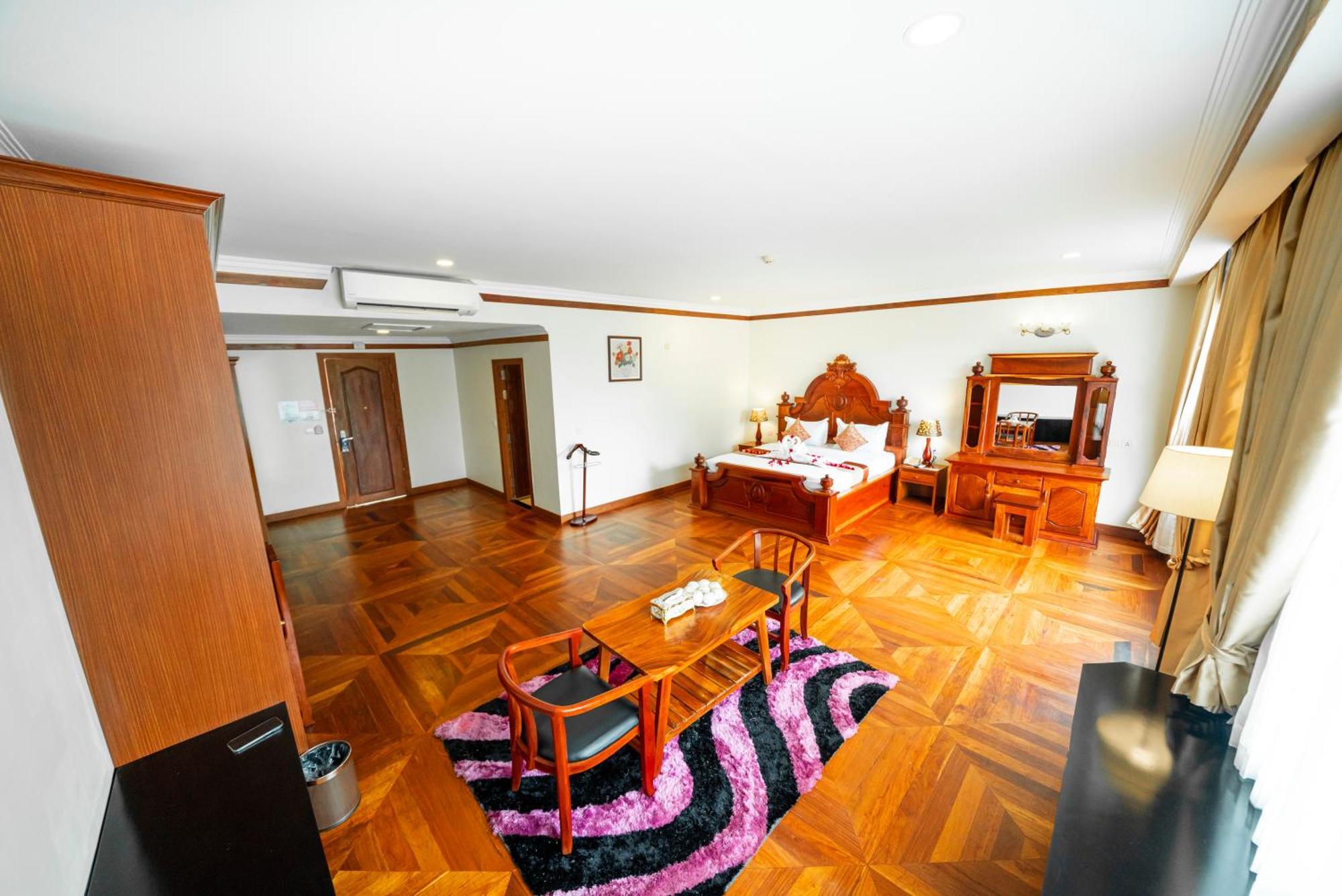 Pursat Riverside Hotel & Spa Dış mekan fotoğraf