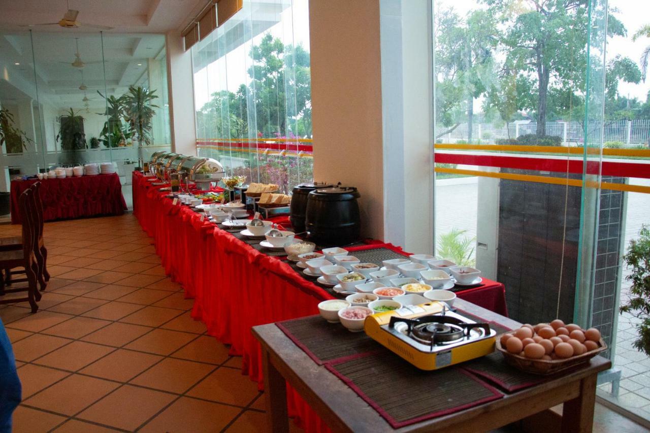 Pursat Riverside Hotel & Spa Dış mekan fotoğraf